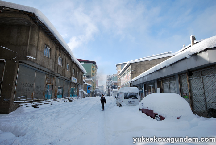 Yüksekova kara gömüldü 17