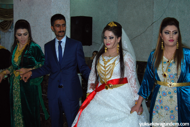 Büyüksu ailesinin mutlu günü 12