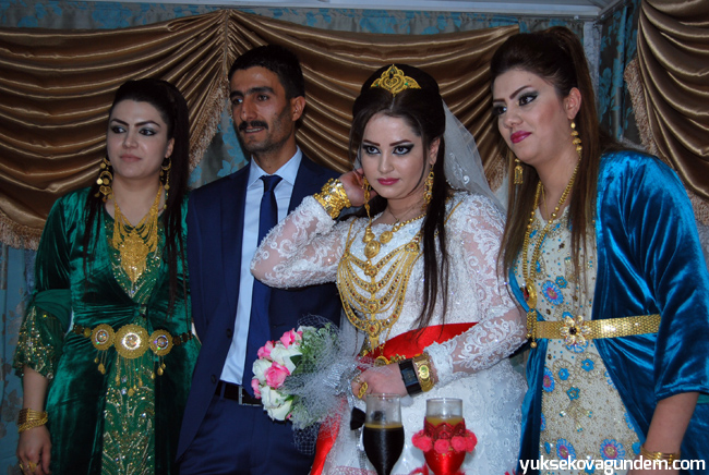 Büyüksu ailesinin mutlu günü 18