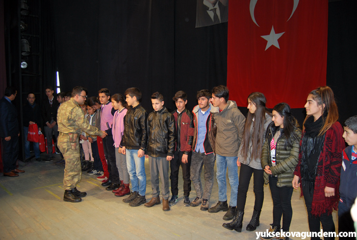 Yüksekova öğrenciler ödüllendirildi 8