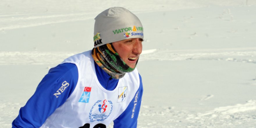 Yüksekova'da kayak yarışması düzenlendi