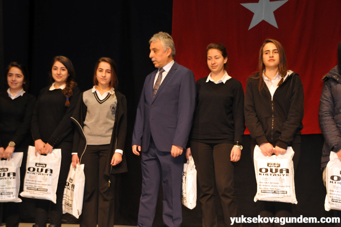 Yüksekova'da öğrencilere kitap yardımı yapıldı 29