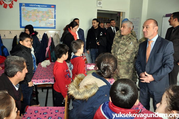 Yüksekova'da karne sevinci 23