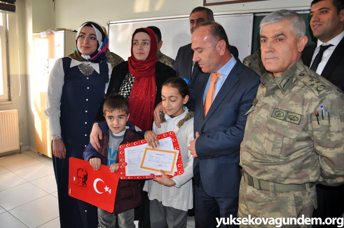 Yüksekova'da karne sevinci 31