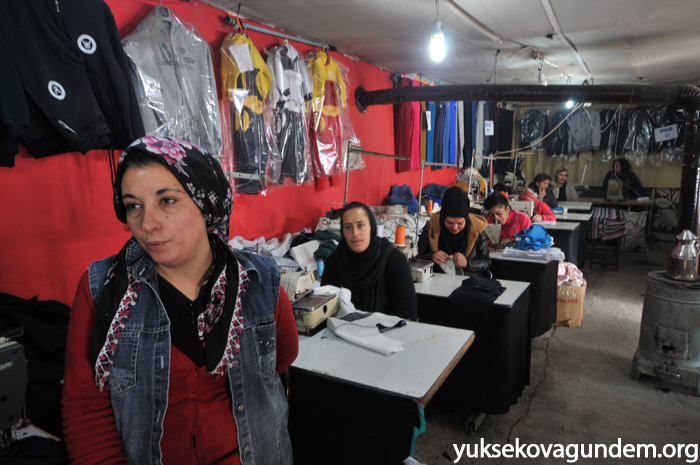 Yüksekova:Bir makine İle tekstil atölyesi kurdu 11