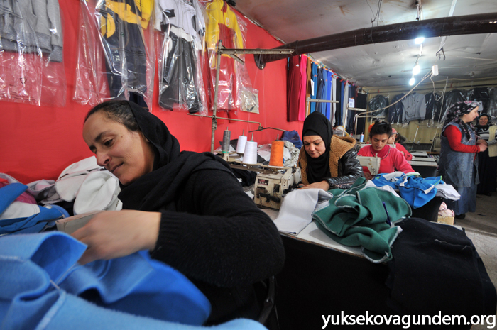 Yüksekova:Bir makine İle tekstil atölyesi kurdu 14