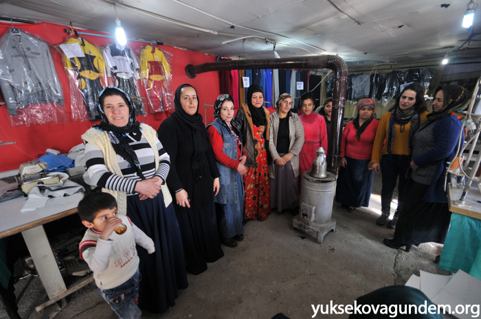 Yüksekova:Bir makine İle tekstil atölyesi kurdu 7