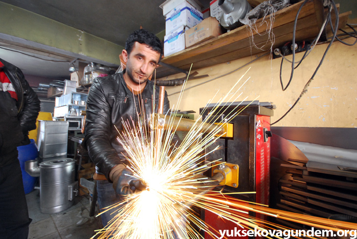 Yüksekova'da sobacılar eskisi gibi satış yapamıyor 15