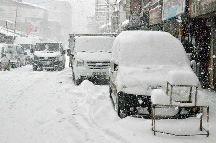 Yüksekova'da kar yağışı 3