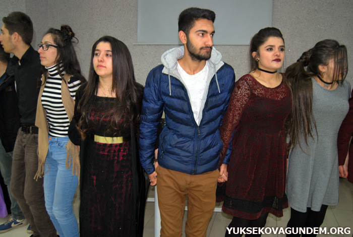 Yüksekova Farabi Teknik ve Anadolu lisesi moral depoladı 125