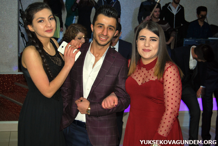 Yüksekova Farabi Teknik ve Anadolu lisesi moral depoladı 45