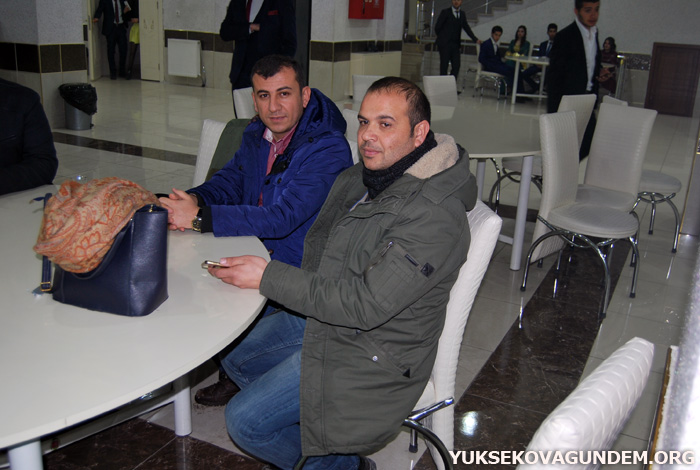 Yüksekova Farabi Teknik ve Anadolu lisesi moral depoladı 46