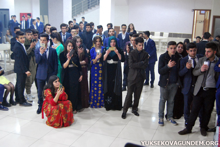 Yüksekova Farabi Teknik ve Anadolu lisesi moral depoladı 75