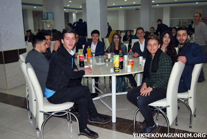 Yüksekova Farabi Teknik ve Anadolu lisesi moral depoladı 89