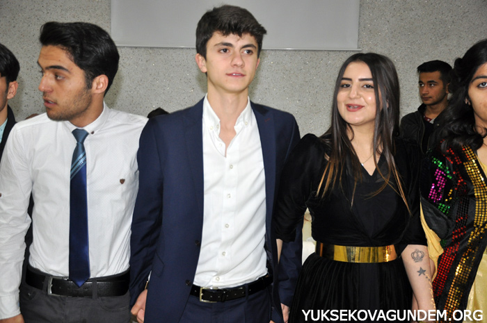 YGS sınavı öncesi öğrenciler moral depoladı 105