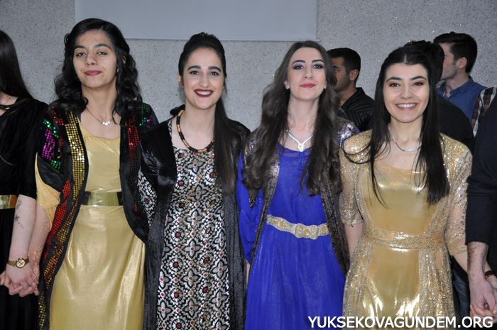 YGS sınavı öncesi öğrenciler moral depoladı 106