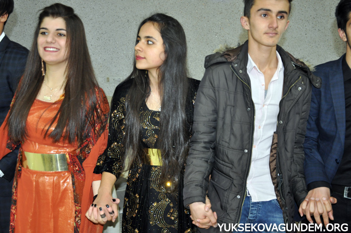 YGS sınavı öncesi öğrenciler moral depoladı 45