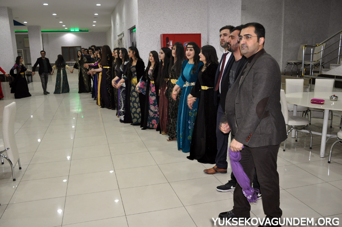 YGS sınavı öncesi öğrenciler moral depoladı 58