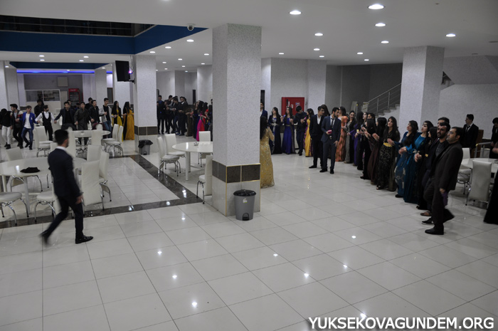 YGS sınavı öncesi öğrenciler moral depoladı 61