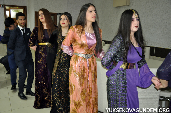 YGS sınavı öncesi öğrenciler moral depoladı 63