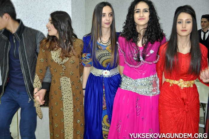 YGS sınavı öncesi öğrenciler moral depoladı 64