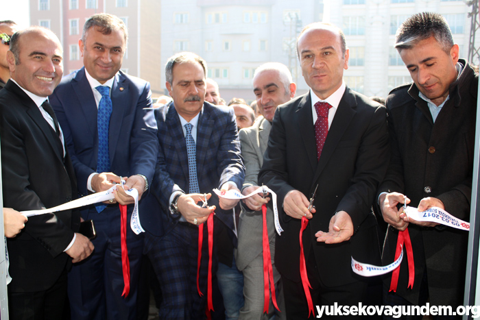 Yüksekova'da ilk özel banka şubesi açıldı 3