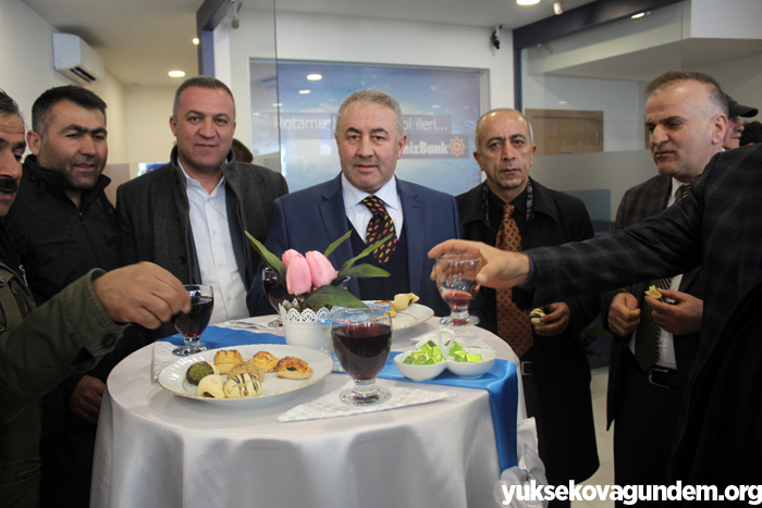 Yüksekova'da ilk özel banka şubesi açıldı 7
