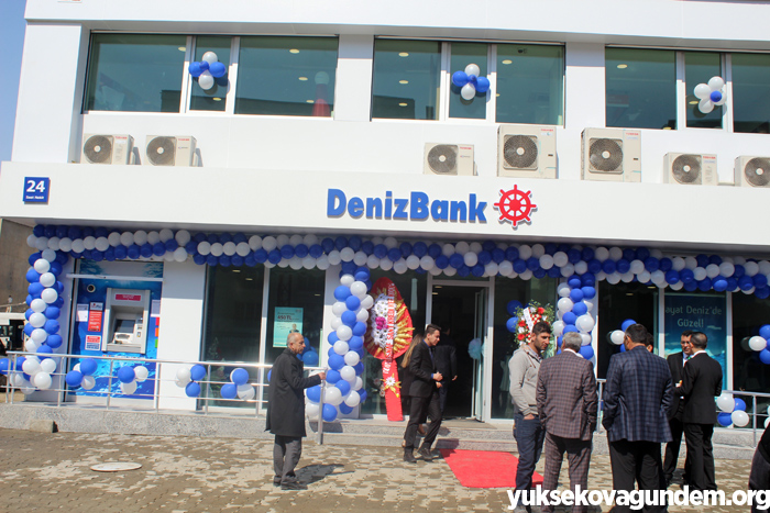 Yüksekova'da ilk özel banka şubesi açıldı 9