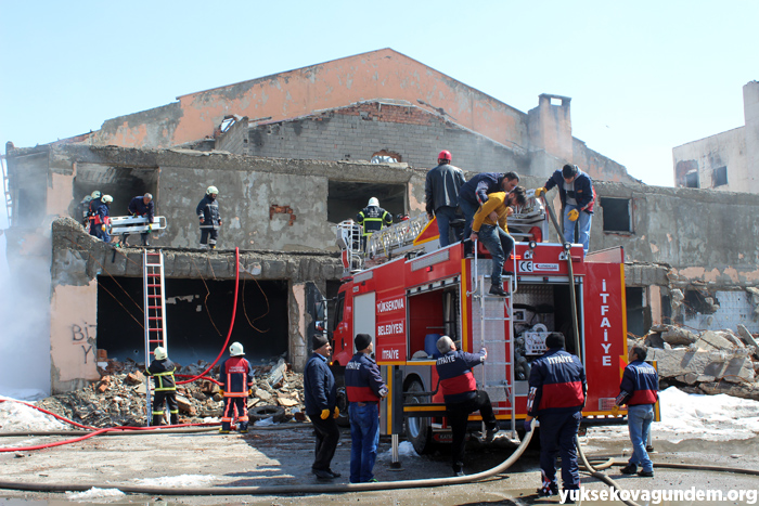 Yüksekova'da ki tatbikat gerçeğini aratmadı 13