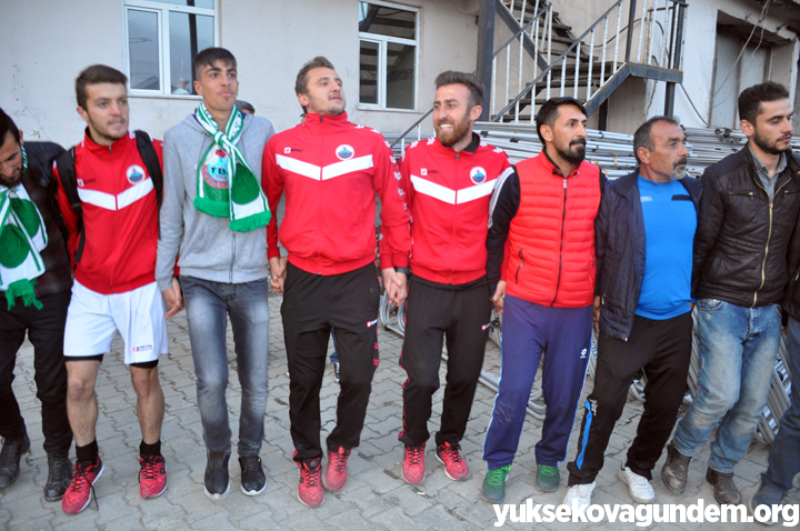 Yüksekova Belediyespor 'BAL' gibi şampiyon 15