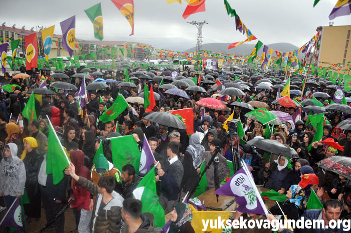 HDP ve DBP'den Yüksekova'da 'Hayır' mitingi 26