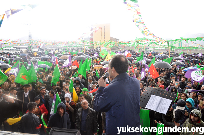 HDP ve DBP'den Yüksekova'da 'Hayır' mitingi 29