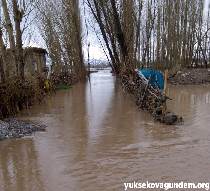 Yüksekova sular altında kaldı 4