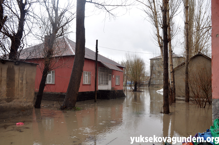 Yüksekova sular altında kaldı 5