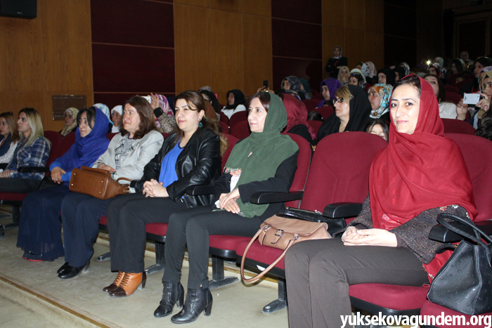 Yüksekova Aile Destek Merkezi mevlid programı düzenledi 10