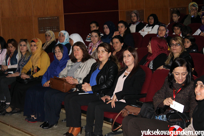 Yüksekova Aile Destek Merkezi mevlid programı düzenledi 21