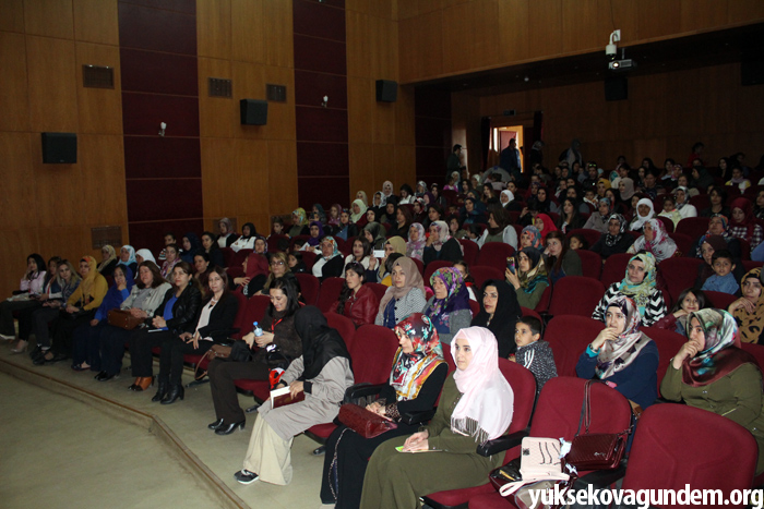 Yüksekova Aile Destek Merkezi mevlid programı düzenledi 3