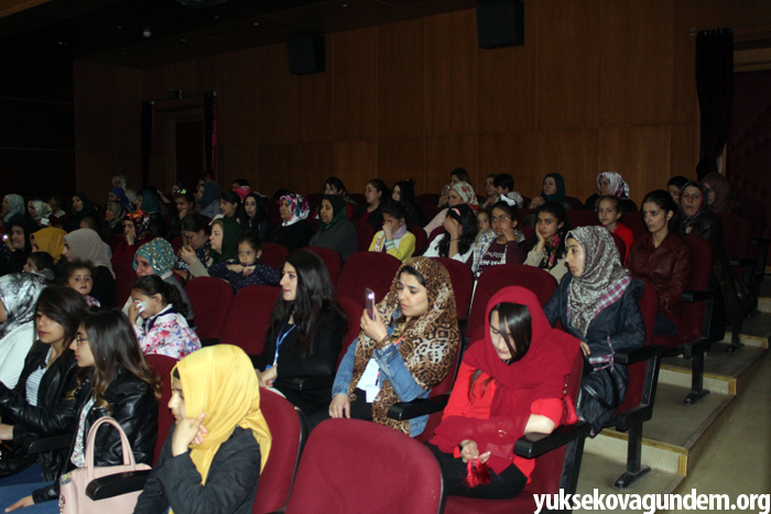 Yüksekova Aile Destek Merkezi mevlid programı düzenledi 4