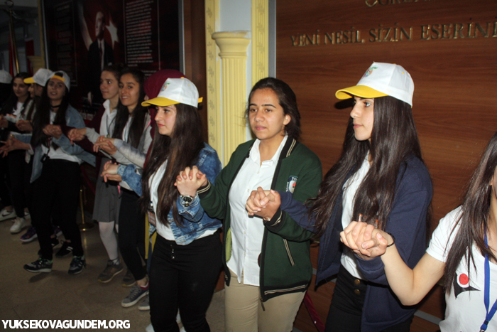 Yüksekova'da 4006 TÜBİTAK bilim fuarı yoğun ilgi gördü 28