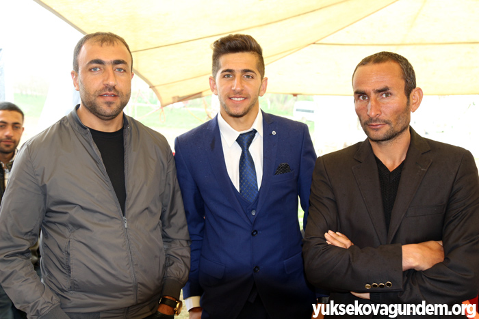 Şener Ailesinin Mutlu Günü 23