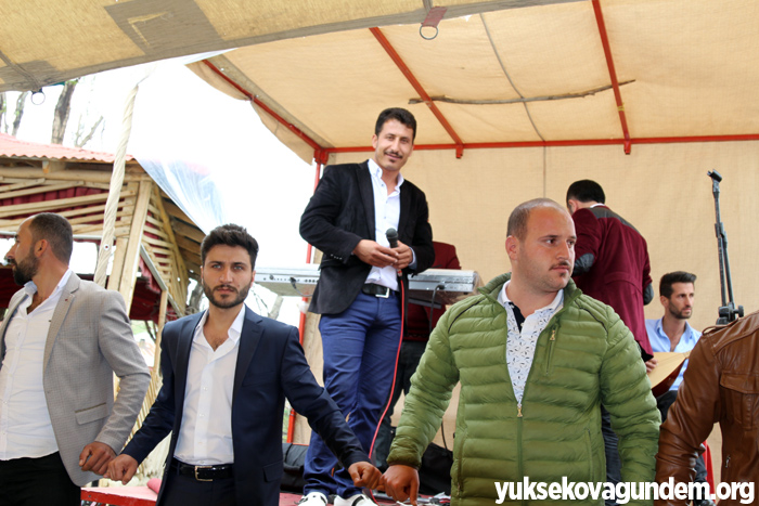 Şener Ailesinin Mutlu Günü 41