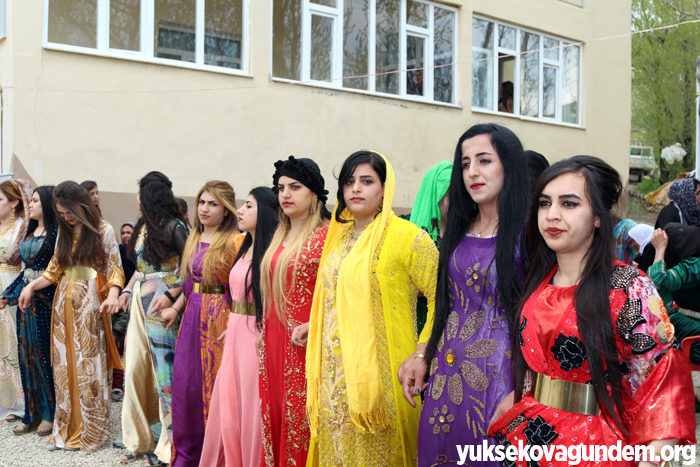 Şener Ailesinin Mutlu Günü 90