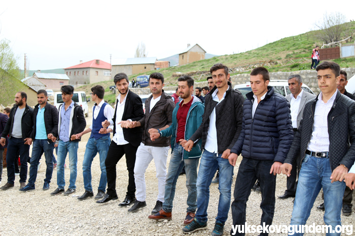 Şener Ailesinin Mutlu Günü 94