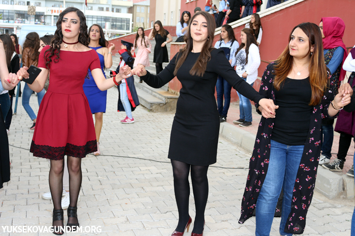 Yüksekova'da Bahar şenliği ve mezuniyet töreni 13