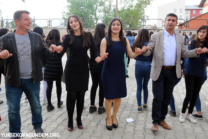 Yüksekova'da Bahar şenliği ve mezuniyet töreni 22