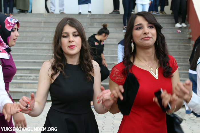 Yüksekova'da Bahar şenliği ve mezuniyet töreni 31