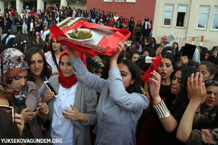 Yüksekova'da Bahar şenliği ve mezuniyet töreni 38