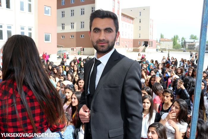 Yüksekova'da Bahar şenliği ve mezuniyet töreni 72