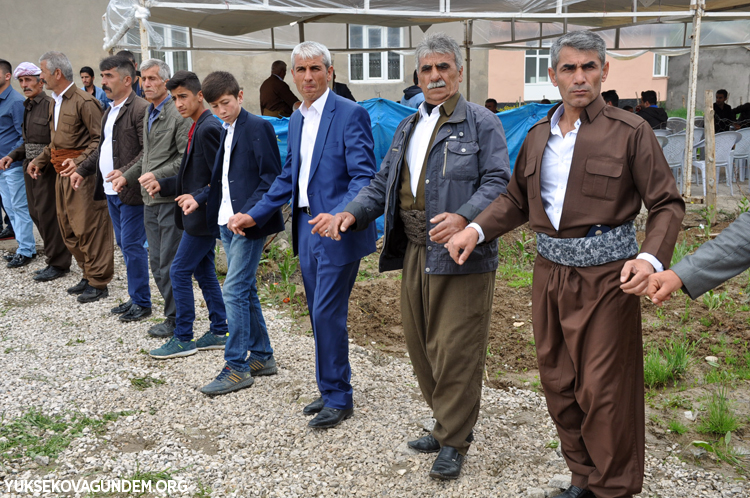 Atak ailesinin mutlu günü 105