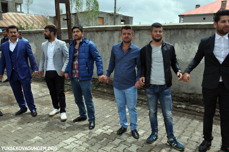 Atak ailesinin mutlu günü 108